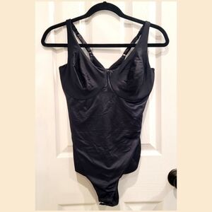 Sz 38D Black Flexees Full Body Slimmer